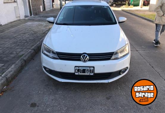 Autos - Volkswagen Vent� Luxury 2.5 AT 2011 Nafta 120000Km - En Venta