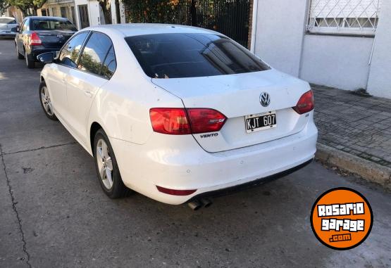 Autos - Volkswagen Vent� Luxury 2.5 AT 2011 Nafta 120000Km - En Venta