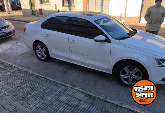 Autos - Volkswagen Vent� Luxury 2.5 AT 2011 Nafta 120000Km - En Venta