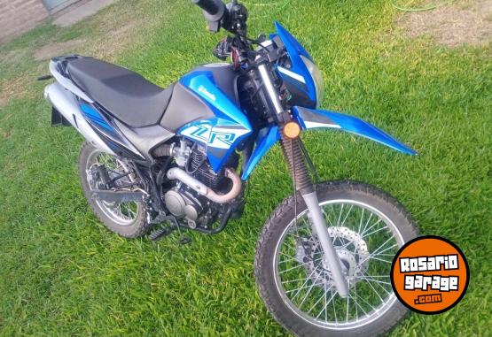 Motos - Zanella Zr 150 Ohc 2023 Nafta 5788Km - En Venta