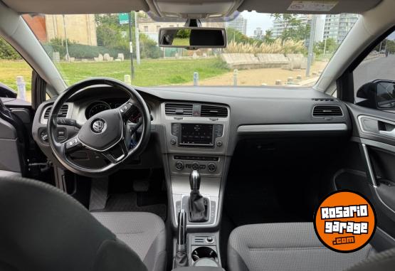 Autos - Volkswagen Golf 2017 Nafta 100000Km - En Venta