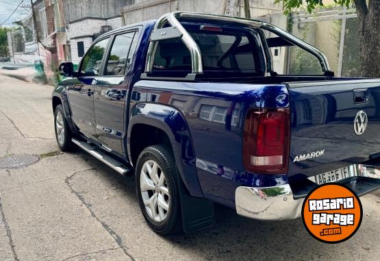 Camionetas - Volkswagen Amarok Highline 2023 Diesel 28100Km - En Venta