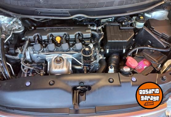 Autos - Honda Civic 2007 Nafta 216000Km - En Venta