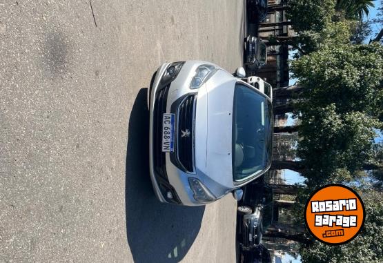 Autos - Peugeot 308 Feline 2018 Nafta 120000Km - En Venta