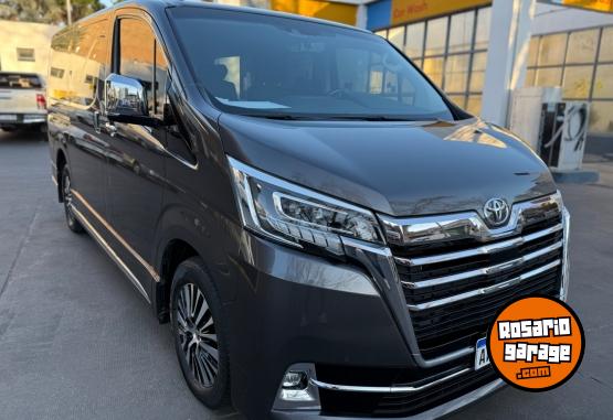 Utilitarios - Toyota HIACE WAGON 2022 Diesel 63000Km - En Venta