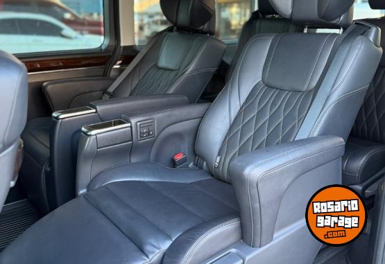 Utilitarios - Toyota HIACE WAGON 2022 Diesel 63000Km - En Venta