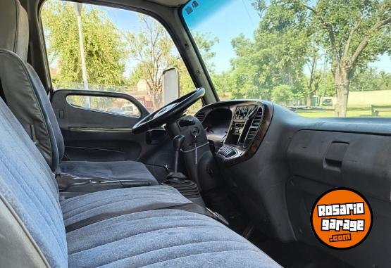 Camiones y Gr�as - HYUNDAI HD65 - En Venta