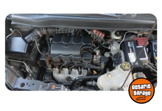 Autos - Chevrolet Spin 2011 GNC 295000Km - En Venta