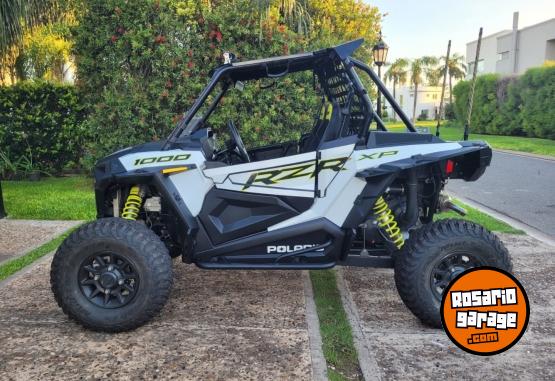 Cuatris y UTVs - Polaris RZR 1000 XP 2021  5000Km - En Venta