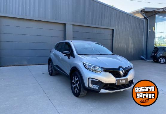 Autos - Renault Captur intens 2019 Nafta 154000Km - En Venta