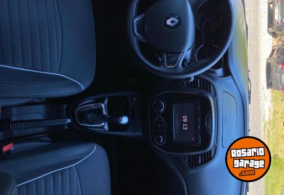 Autos - Renault Captur intens 2019 Nafta 154000Km - En Venta