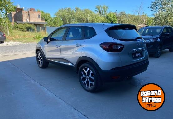 Autos - Renault Captur intens 2019 Nafta 154000Km - En Venta