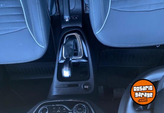 Autos - Renault Captur intens 2019 Nafta 154000Km - En Venta