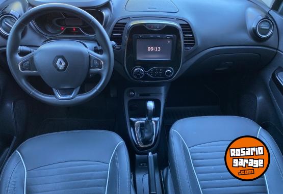 Autos - Renault Captur intens 2019 Nafta 154000Km - En Venta