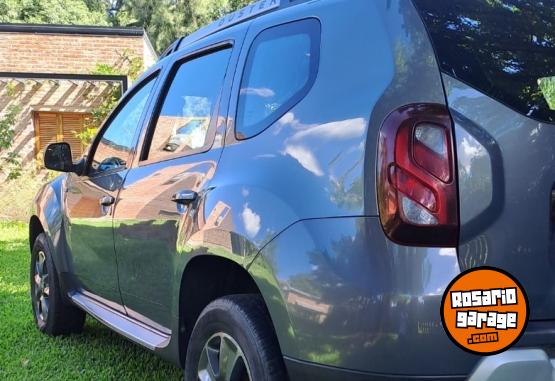 Autos - Renault DUSTER 2015 Nafta 130000Km - En Venta