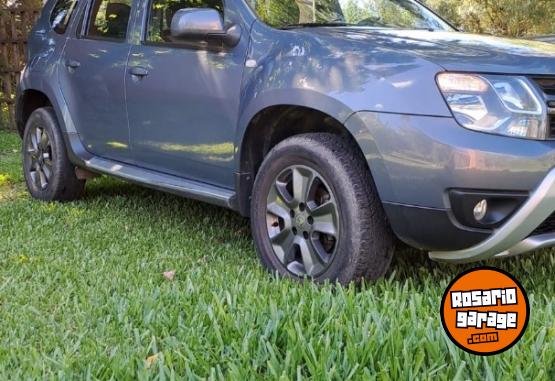 Autos - Renault DUSTER 2015 Nafta 130000Km - En Venta