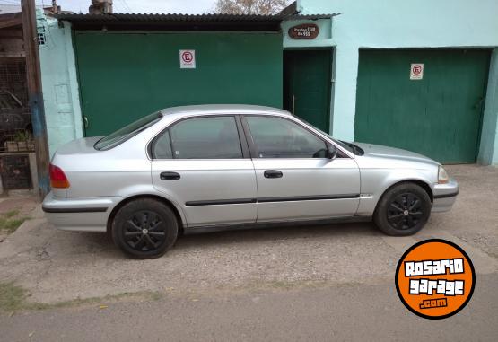 Autos - Honda Civic 1998 Nafta 111111Km - En Venta