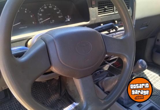 Camionetas - Toyota Hilux 1999 Diesel 480000Km - En Venta