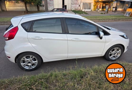 Autos - Ford FIESTA 1.6L S PLUS 2017 Nafta 120000Km - En Venta