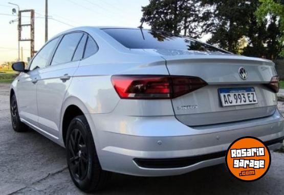 Autos - Volkswagen Virtus 2018 2018 Nafta 83000Km - En Venta