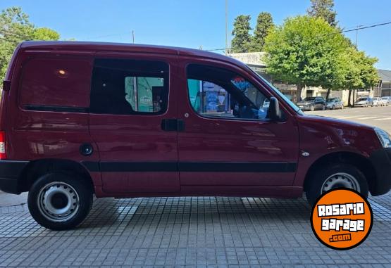 Utilitarios - Citroen BERLINGO  MIXTO 5 ASIENTO 2018 Diesel 120000Km - En Venta