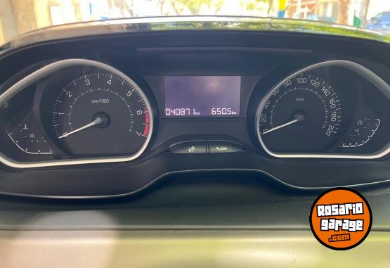 Autos - Peugeot 208 2019 Nafta 40871Km - En Venta
