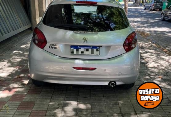 Autos - Peugeot 208 2019 Nafta 40871Km - En Venta