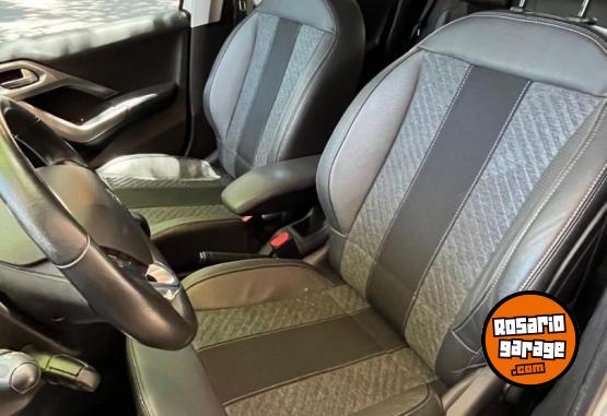 Autos - Peugeot 208 2019 Nafta 40871Km - En Venta