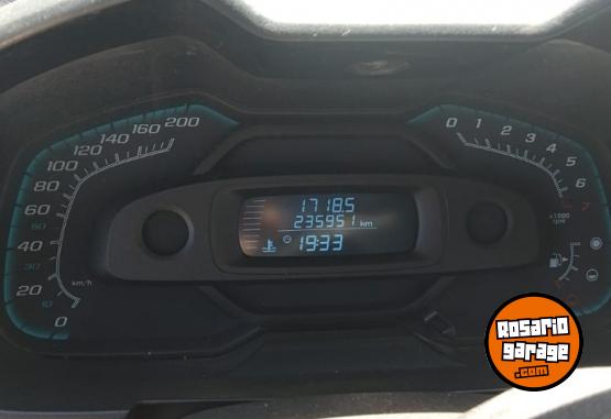 Utilitarios - Chevrolet MONTANA 2012 GNC 235000Km - En Venta