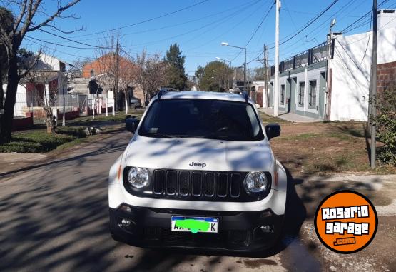 Camionetas - Jeep Renegade sport 2017 Nafta 87900Km - En Venta