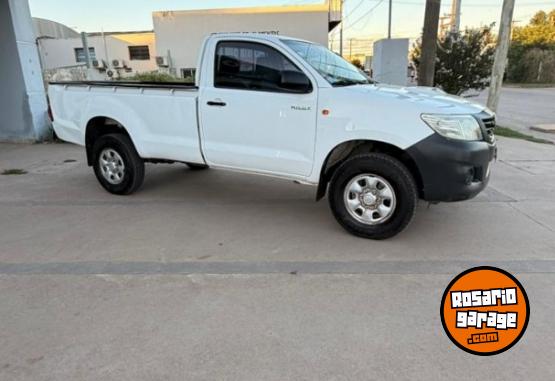 Camionetas - Toyota Cabina simple 2014 Diesel 270000Km - En Venta