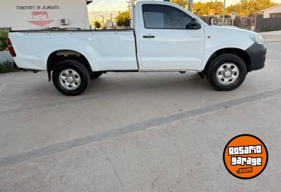 Camionetas - Toyota Cabina simple 2014 Diesel 270000Km - En Venta