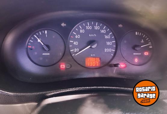 Utilitarios - Renault Kangoo Familiar 2005 Diesel 179000Km - En Venta
