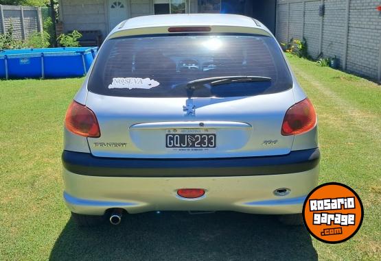 Autos - Peugeot 206 2007 Nafta 271000Km - En Venta