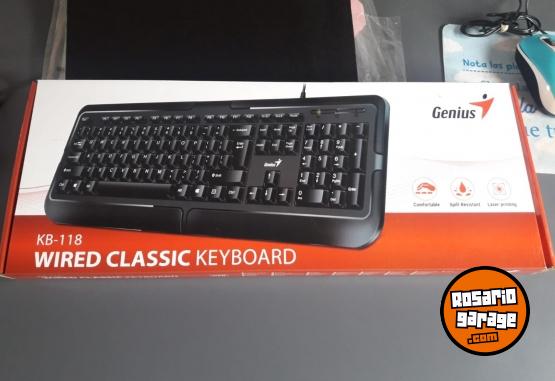 Inform�tica - VENDO TECLADO DE PC - En Venta