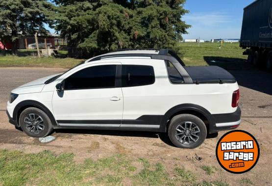 Camionetas - Volkswagen Saveiro cross 2018 Nafta 90000Km - En Venta