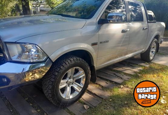 Camionetas - RAM RAM 1500 LARAMIE 2019 Nafta 74000Km - En Venta