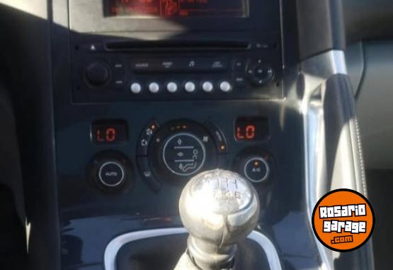 Autos - Peugeot 3008 premium 2010 Nafta 145000Km - En Venta