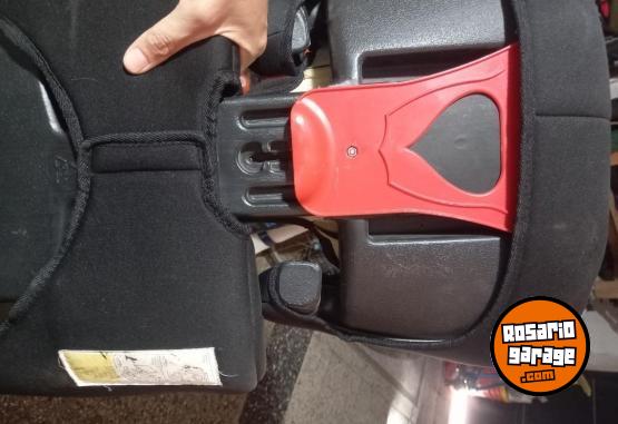 Accesorios para Autos - Butaca booster hasta 35 kg. - En Venta
