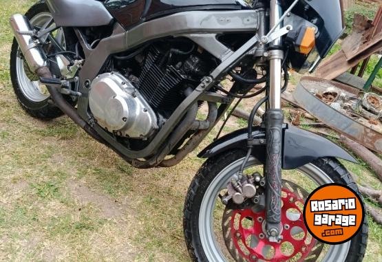 Motos - Suzuki Gs500 1996 Nafta 65000Km - En Venta