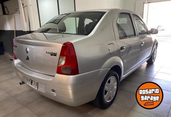 Autos - Renault Logan 2009 GNC 220000Km - En Venta
