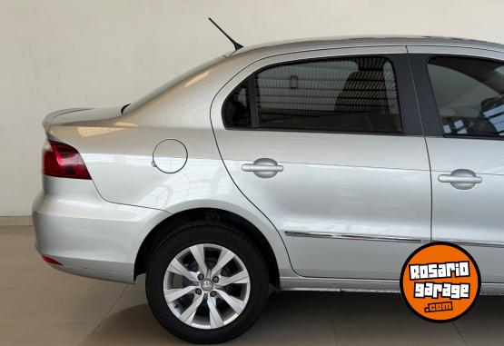 Autos - Volkswagen Voyage Highline 2017 Nafta 133000Km - En Venta