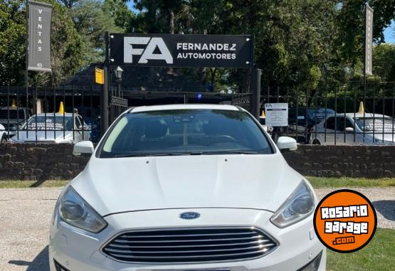 Autos - Ford FOCUS III 2.0 TITANIUM 2017 Nafta  - En Venta