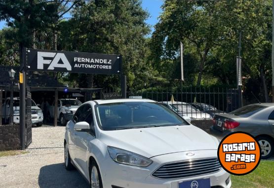 Autos - Ford FOCUS III 2.0 TITANIUM 2017 Nafta  - En Venta