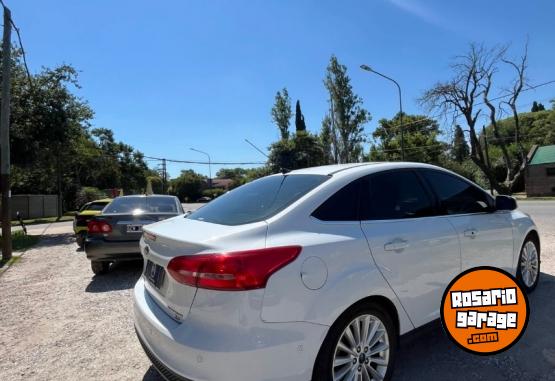 Autos - Ford FOCUS III 2.0 TITANIUM 2017 Nafta  - En Venta