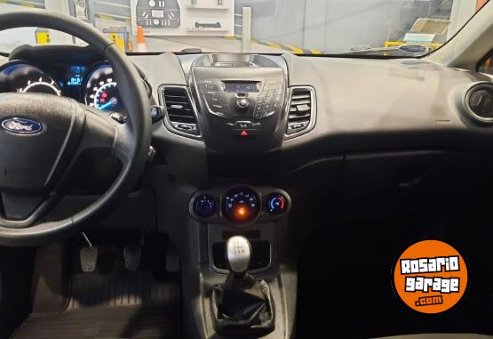 Autos - Ford FIESTA 5P 1.6 S MT 2015 Nafta 53000Km - En Venta