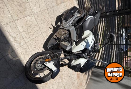 Motos - Bajaj Dominar 400 2018 Nafta 26593Km - En Venta