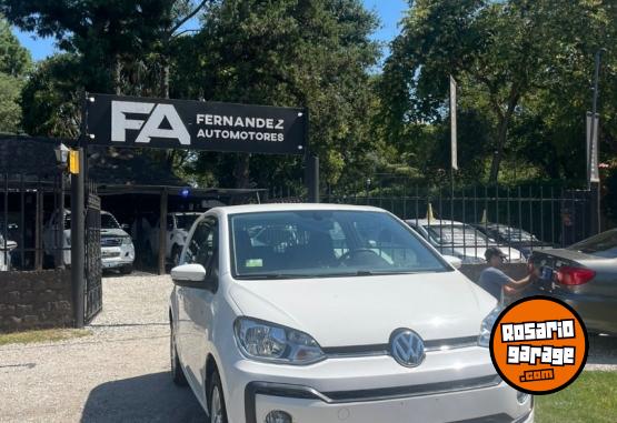 Autos - Volkswagen HIGH UP 1.0MPI 2017 Nafta  - En Venta