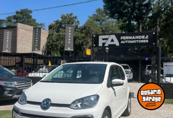 Autos - Volkswagen HIGH UP 1.0MPI 2017 Nafta  - En Venta