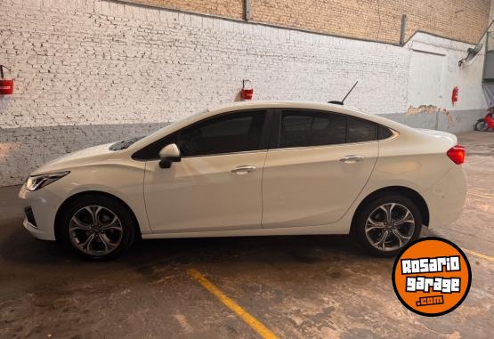 Autos - Chevrolet Cruze Premier 2022 Nafta 55000Km - En Venta